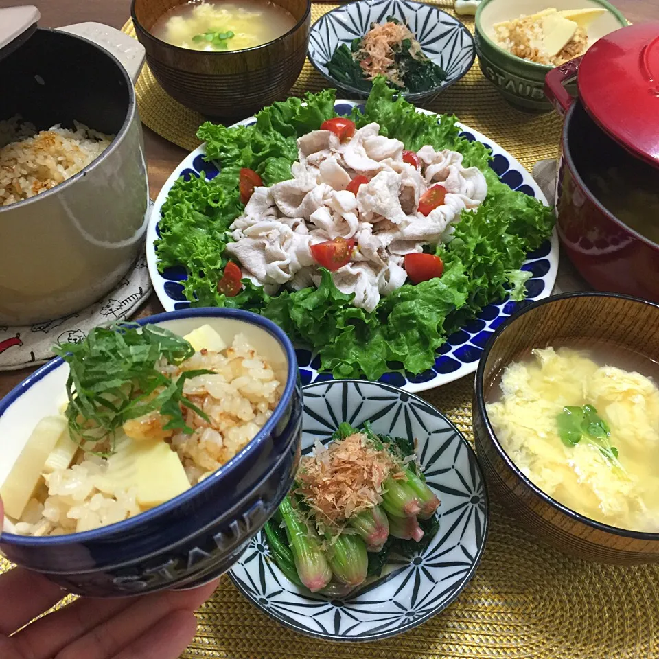 Snapdishの料理写真:たけのこご飯〜〜旬を頂きます|accoさん