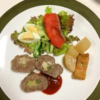 Snapdishの料理写真:レンチンミートローフ、簡単だけど美味しいよ〜🍽|yoginimさん