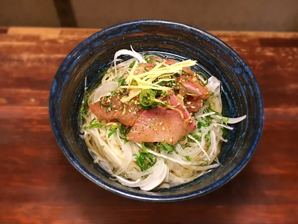 Snapdishの料理写真:鰤のりゅうきゅうそうめん2|半田手延べそうめんの店 阿波や壱兆さん