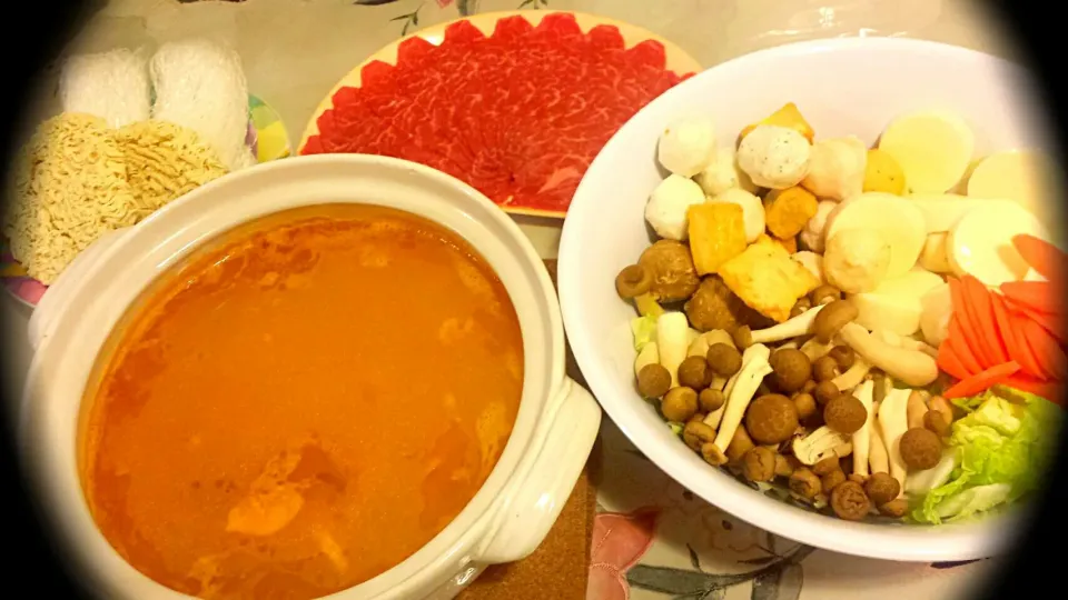 Snapdishの料理写真:homemade sour and spicy hotpot|widya wuさん