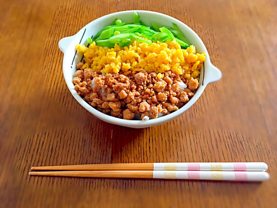 Snapdishの料理写真:春の三色丼|ぷりめろさん