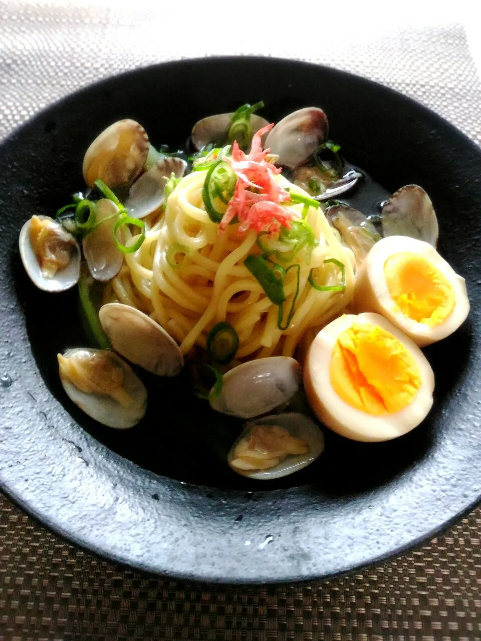 Snapdishの料理写真:アサリだし冷やしラーメン🍜|hiroyukiさん