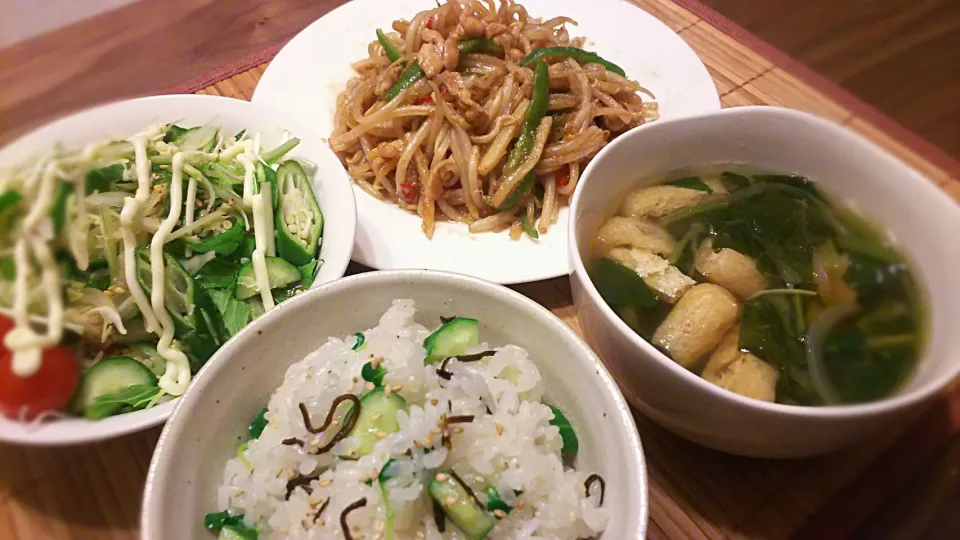 ｷｭｳﾘ&塩昆布の混ぜご飯～
他の晩ごはん✨|kaz(*･ω･)さん