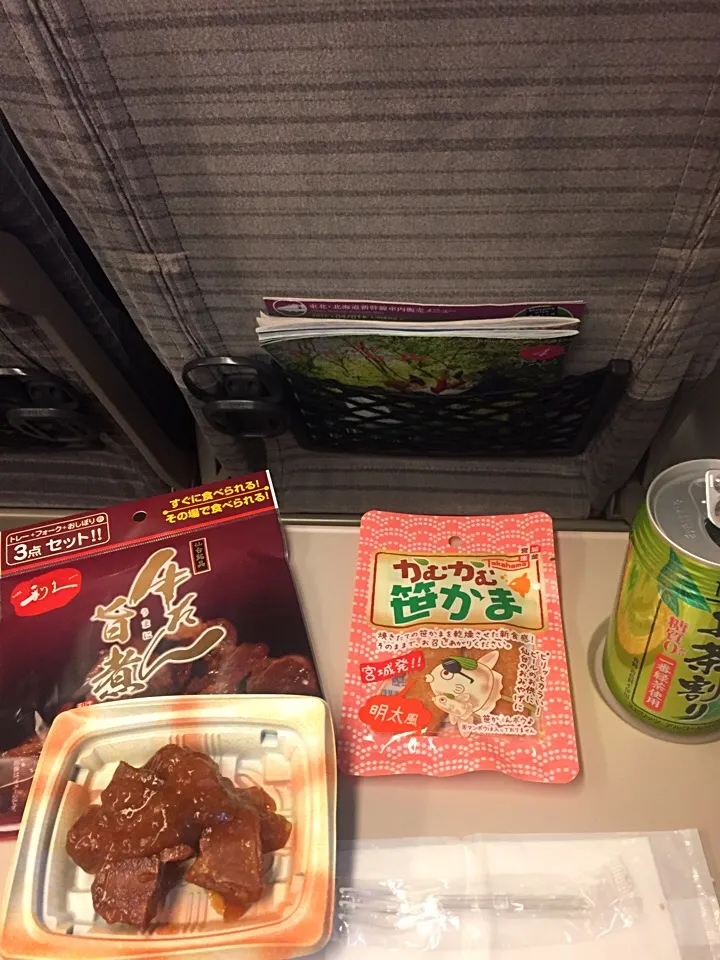 Snapdishの料理写真:仙台到着つまみセット|marieさん