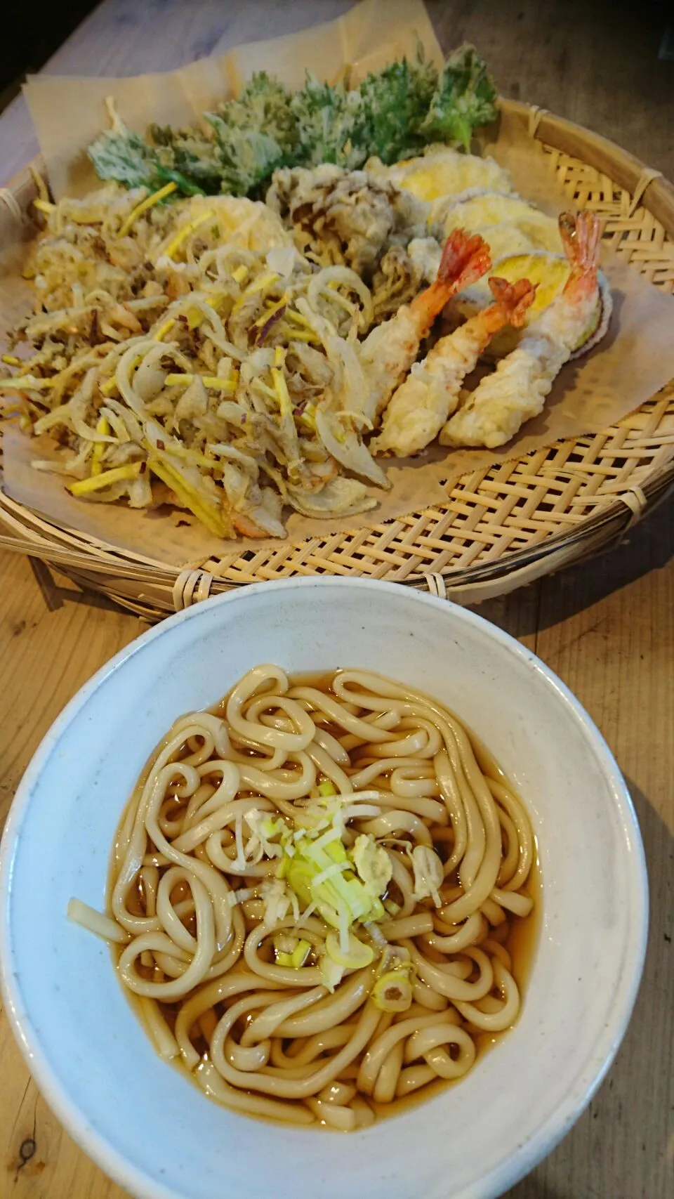 Snapdishの料理写真:天ぷらうどん|TOKOさん