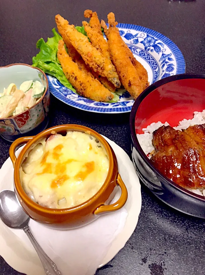 小麦胚芽マカロングラタン・ししゃもフライ・鰻丼・マカロニサラダ（オランデーズソース入り）|ＳＵＺＵＫＩさん