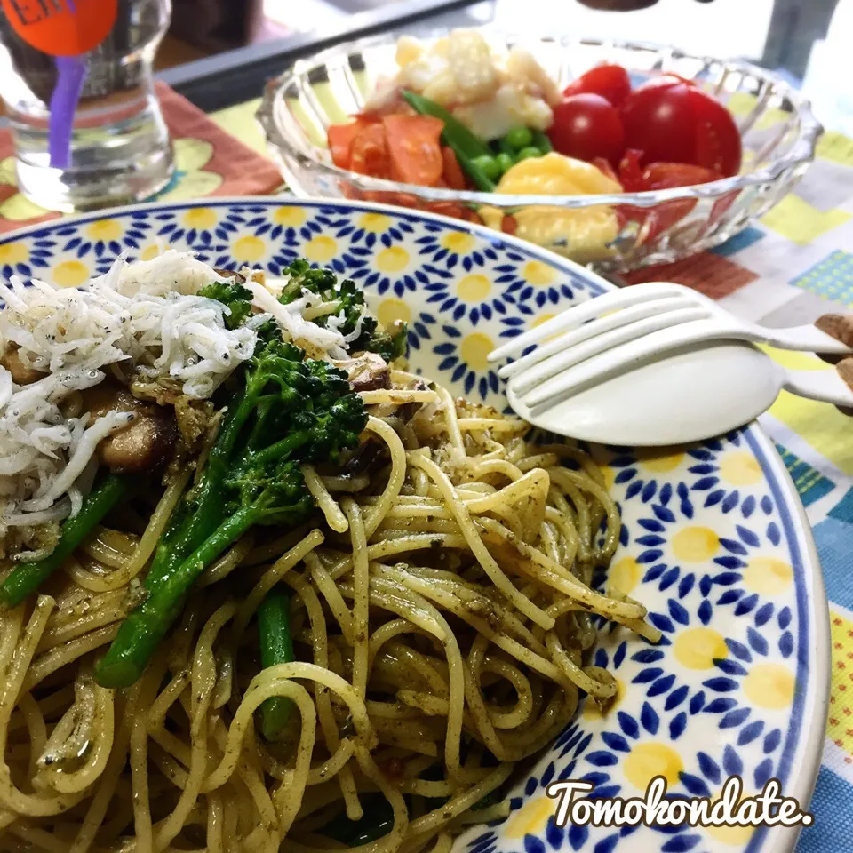 しらすとブロッコリーでジェノバソースパスタ🍃♡|🇯🇵ともこちゃん。さん