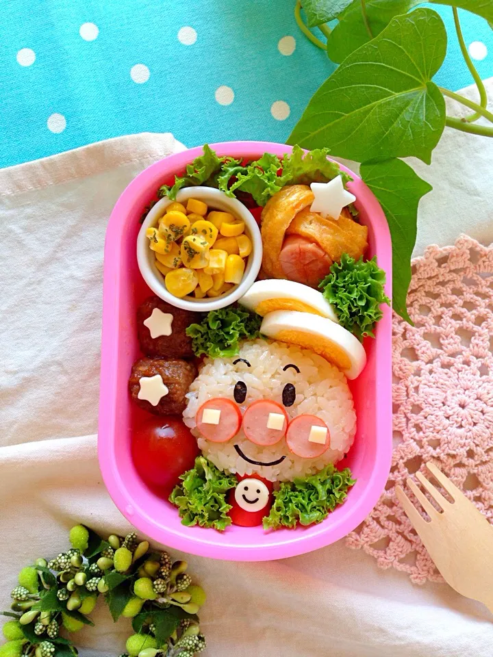 Snapdishの料理写真:簡単☆アンパンマンな幼稚園弁当#アンパンマン #アンパンマン弁当 #お子さまごはん #お昼ご飯 #キャラ弁 #幼稚園弁当 #お弁当 #お花見弁当グランプリ2017 #|Ayumi Furukawaさん