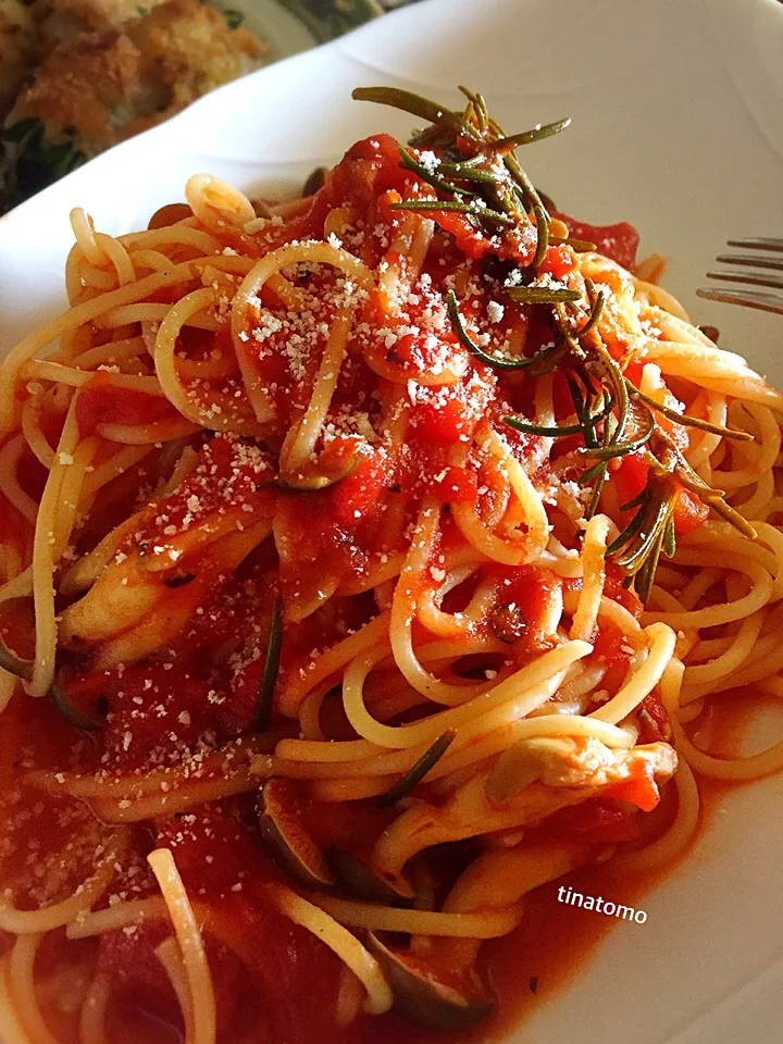 Snapdishの料理写真:イタリアマンマのトマトパスタ！
↑
勝手にイメージしてすみません😅|Tina Tomoko😋さん