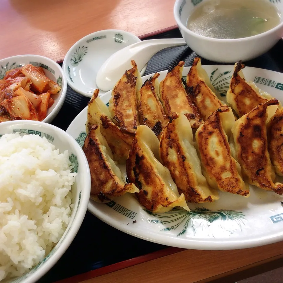 Snapdishの料理写真:ダブル餃子定食 ライス大盛り 2017.4.25|キラ姫さん