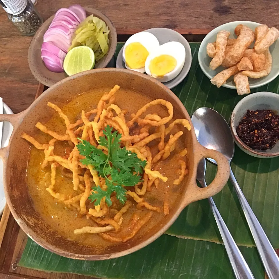 Khao Soi (Curry Noodle)|Queenさん