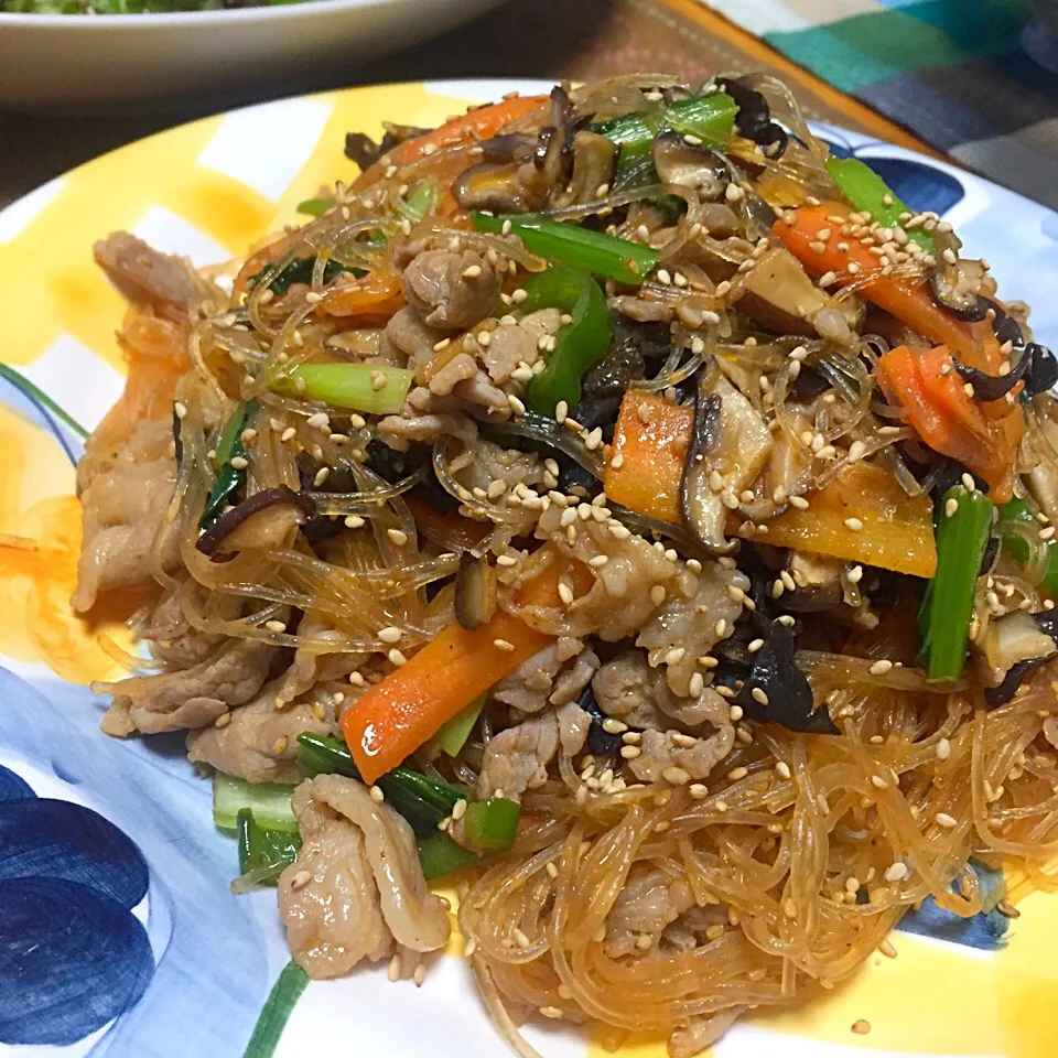 豚コマでチャプチェ #晩御飯 #チャプチェ #韓国料理 #春雨 #豚コマ #おうちごはん|カウンター嬢さん