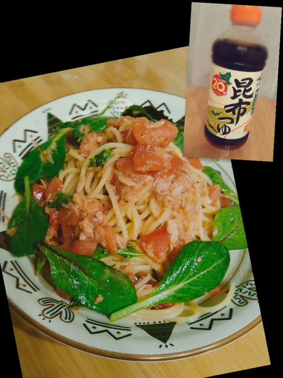 Snapdishの料理写真:トマトの角切りとおろしの冷製パスタ。
レモン汁でサッパリ✨|shoconicさん