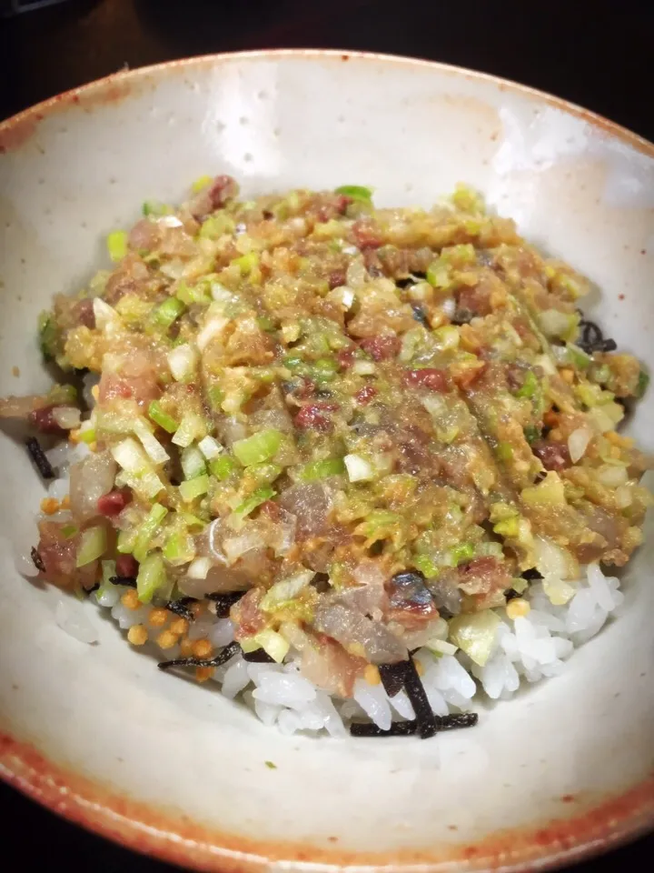 Snapdishの料理写真:熱海で『柚子胡椒の鯵タタキ丼』→お茶漬け💓|💍ごはん🍚さん