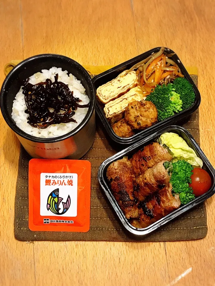 Snapdishの料理写真:豚バラ巻き巻き弁当🍱
#お弁当 #中学生男子弁当 #弁当|ちっくんさん