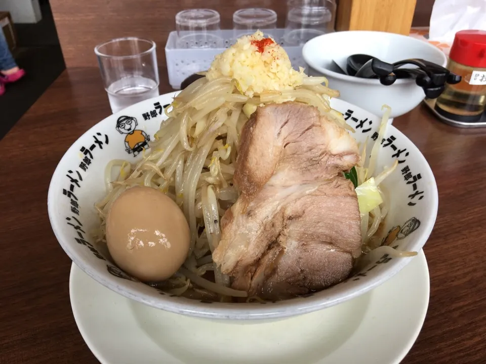 味玉野郎850円ブタックカード行使で野菜増し無料|PegaOさん