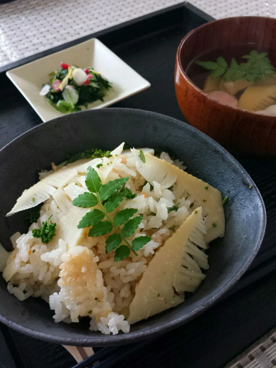 筍の炊き込みご飯🍚|おちゃわんさん