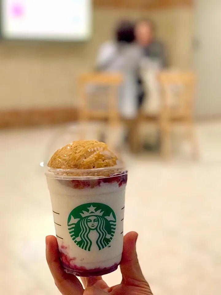 American cherrypie Frappucino🍹|シュトママさん