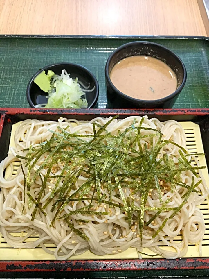 Snapdishの料理写真:立食いそば手帳 名店120［首都圏編］うちそば（水道橋）くるみそば 170428|ゆうじ.さん