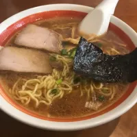 Snapdishの料理写真:【みやび】ラーメン|りをさん