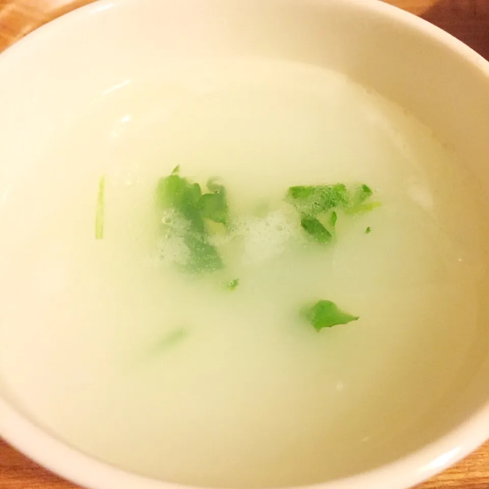 大根の間引き菜が出たから作ったお粥|ももさん