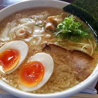 Snapdishの料理写真:ワンタン麺+味たま|とり。さん