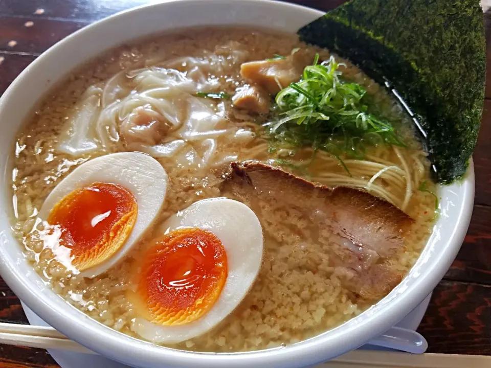 ワンタン麺+味たま|とり。さん