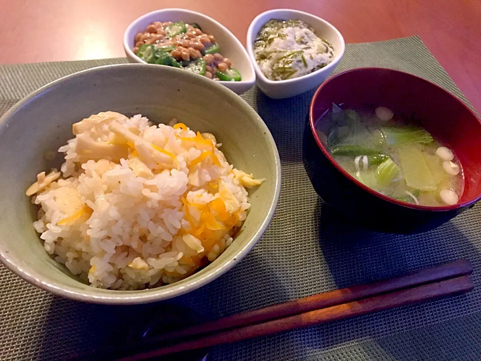 Steamed rice w/bamboo shoots&carrot🎍筍ごはん|🌈Ami🍻さん