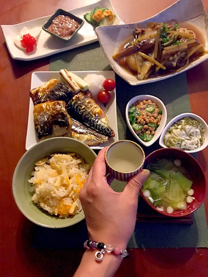 Today's Dinner🍴前菜･大根と蕗､茄子のそぼろ煮･鯖の干物焼き･筍ご飯･ｵｸﾗ納豆･めかぶ大和芋･青梗菜のお味噌汁|🌈Ami🍻さん