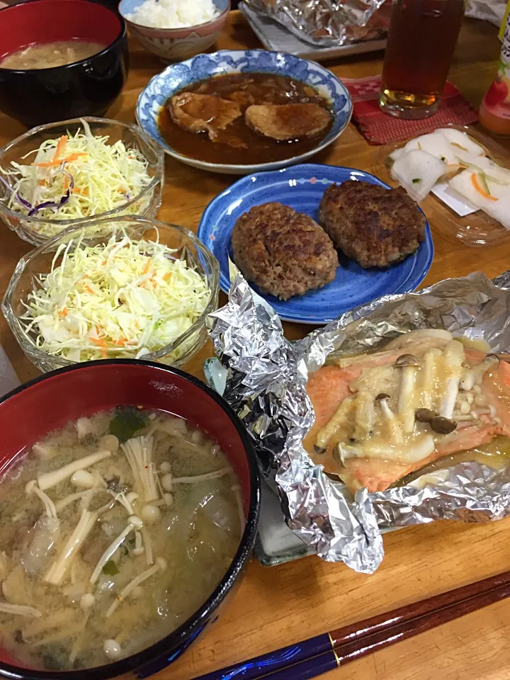 Snapdishの料理写真:#鮭のホイル焼き#合挽きハンバーグ#きのこ汁*\(^o^)/*|すかラインさん