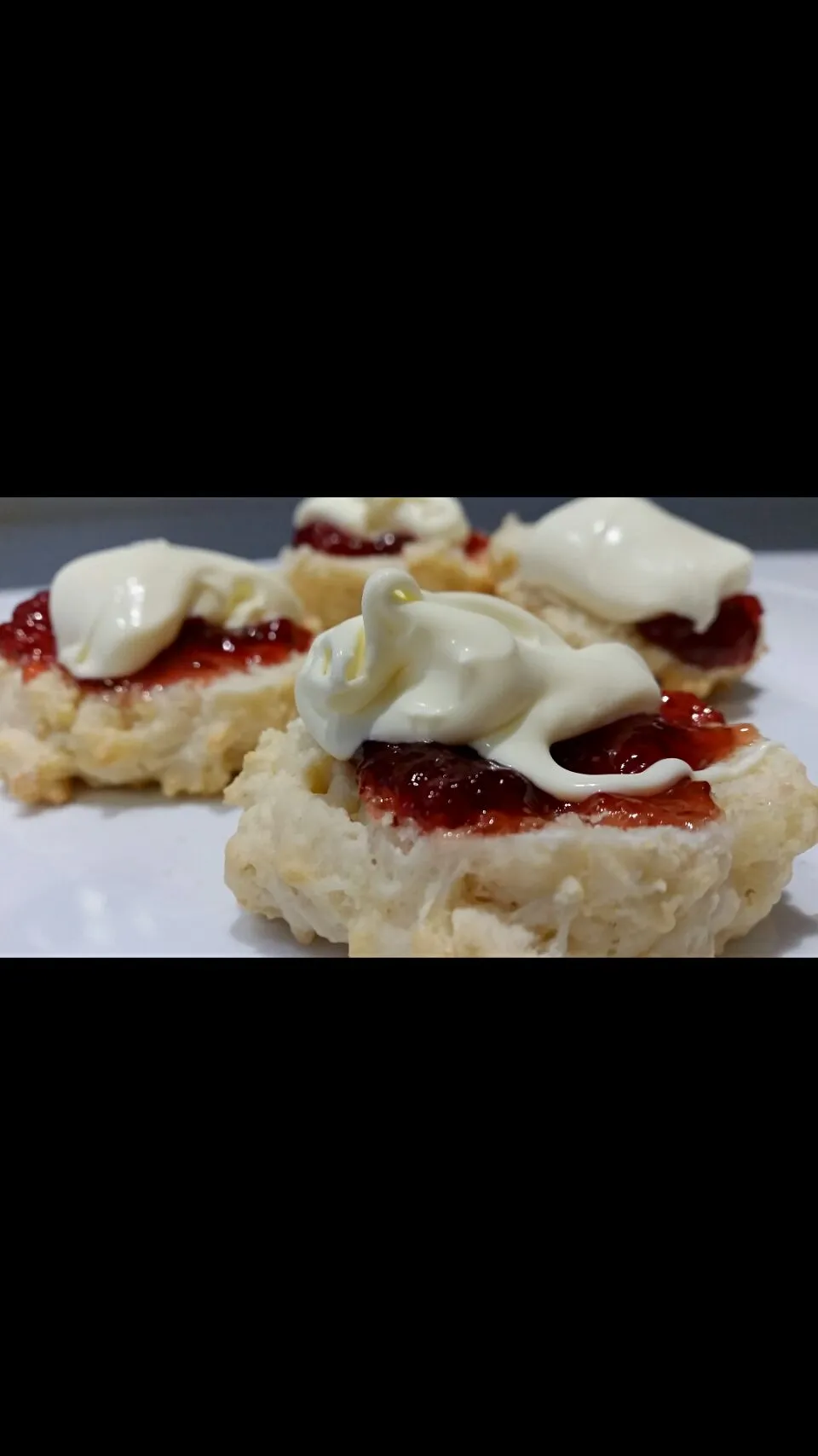 Homemade scones|Hallie Cさん