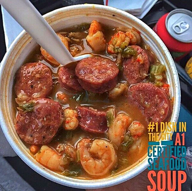 Chef Coyo Cajun Corner 🥘 Seafood Soup🥘 #Soup/Stew #Seafood #Food stand/Truck #Lunch 🥘|Alisha GodsglamGirl Matthewsさん