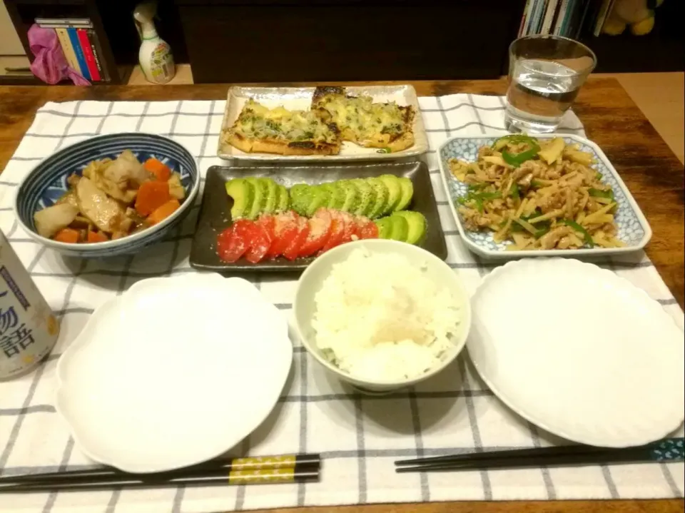 Snapdishの料理写真:今日の夕飯 #青椒肉絲 #筑前煮 #アボカドトマト #あぶらあげしらすピザ|こあささん