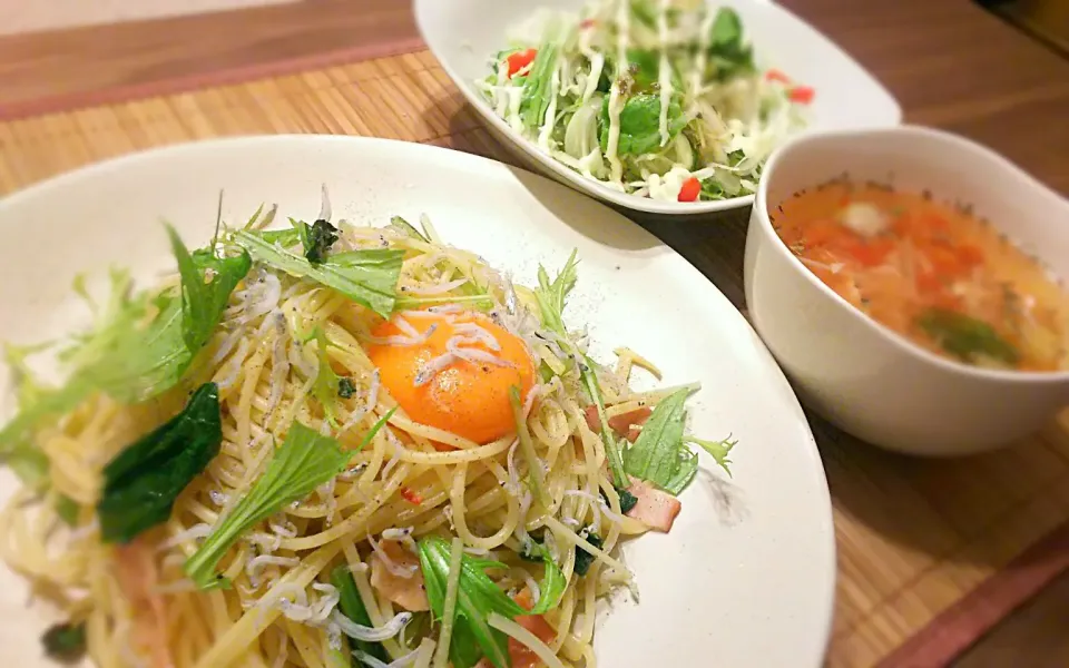 しらす&小松菜のﾍﾟﾍﾟﾛﾝﾁｰﾉ～🍝
の晩ごはん✨|kaz(*･ω･)さん