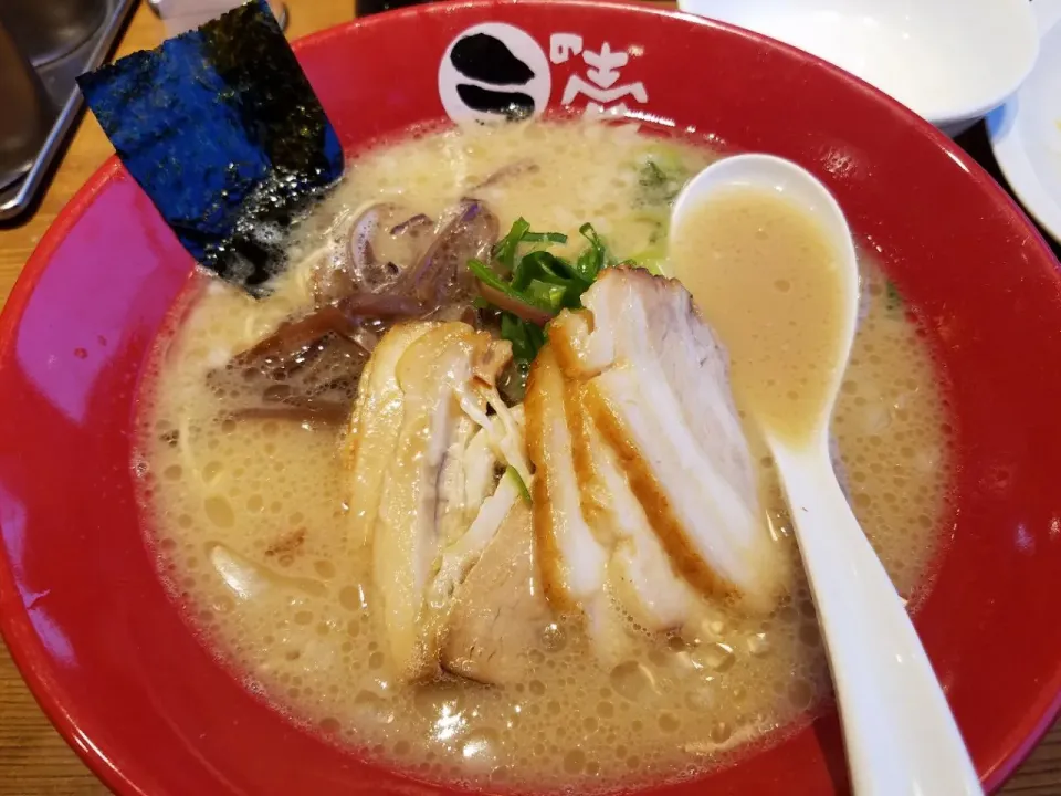 ラの壱東刈谷店でとんこつラーメン #ラの壱 #とんこつラーメン #ラーメン|Morito Kamiyaさん