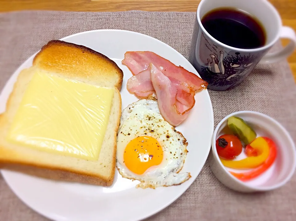 Snapdishの料理写真:朝ごパン🍞
@カフェかっぱ(o⁰⊖⁰o)|morimi32さん