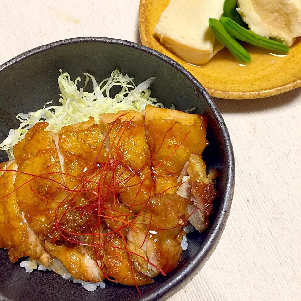 #どんぶり 
照り焼きチキン丼|もこうさぎさん