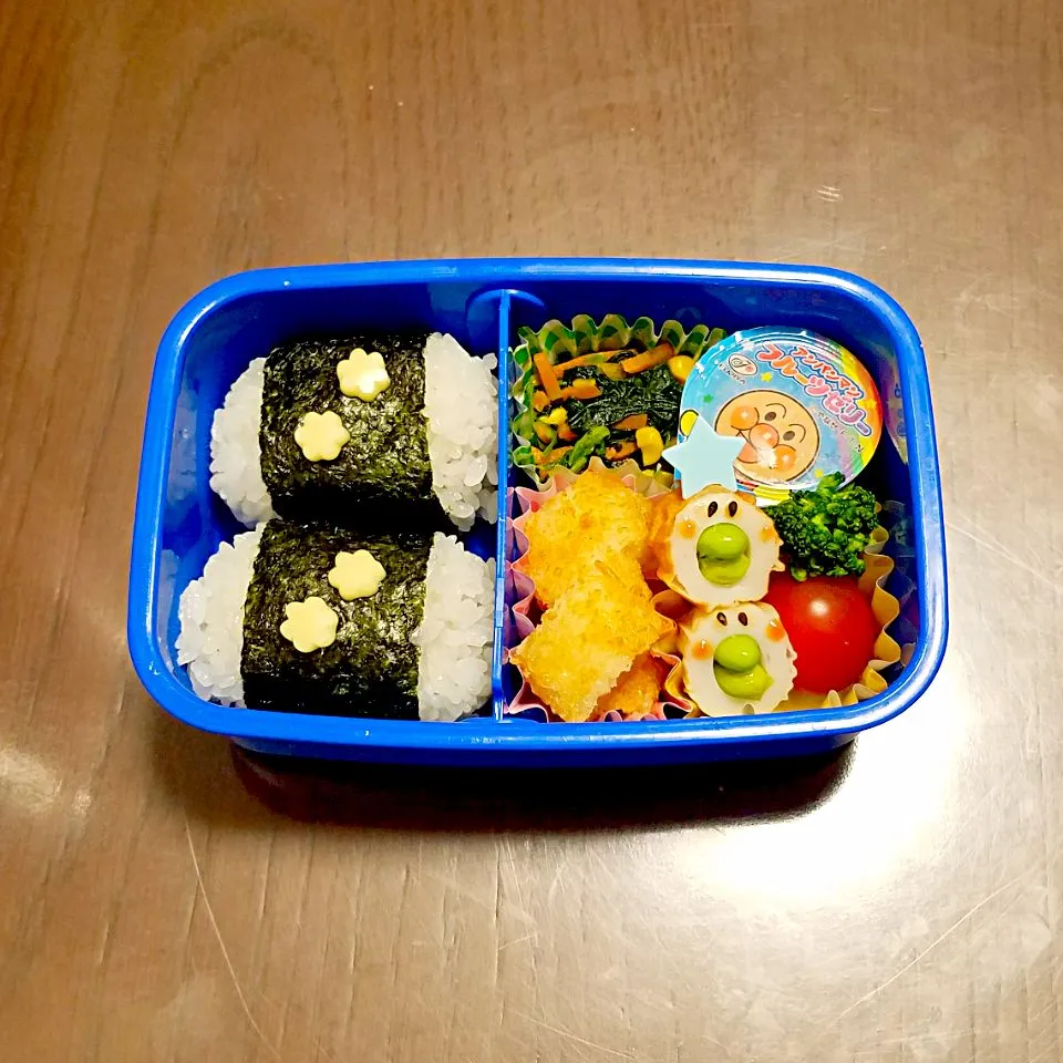 お花おにぎりの幼稚園弁当☆|Mami.Nさん