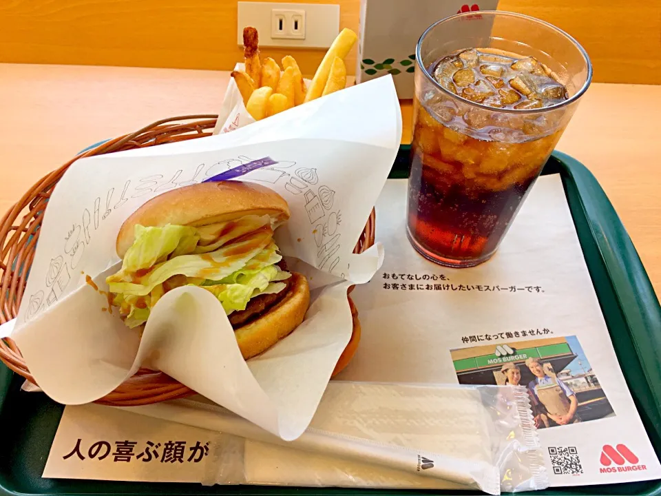 クリームチーズテリヤキバーガー

#ハンバーガー #モスバーガー #テリヤキバーガー|Agaricusさん