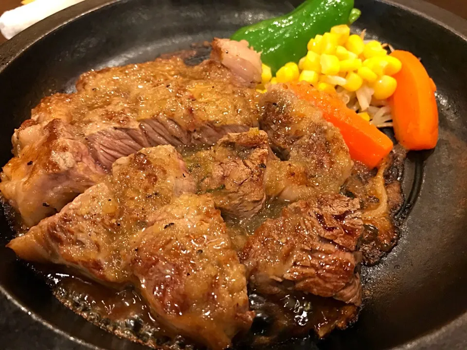 Snapdishの料理写真:喜いち 岩国駅前 ランチ 200g 1120円|inokocafeさん