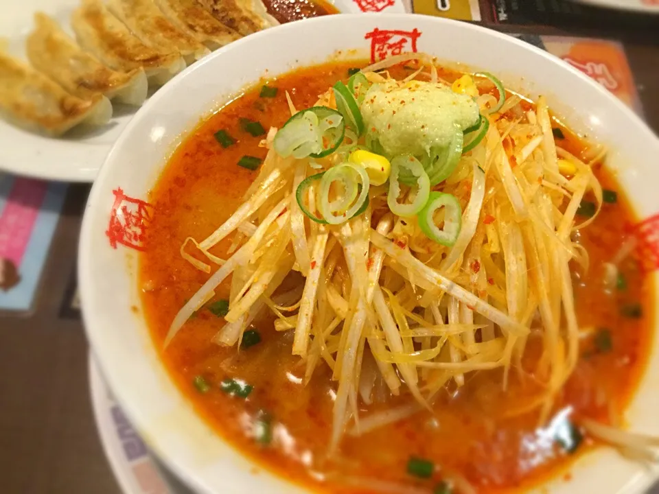 ネギ辛味噌ラーメン＆焼き餃子★|RIEママさん