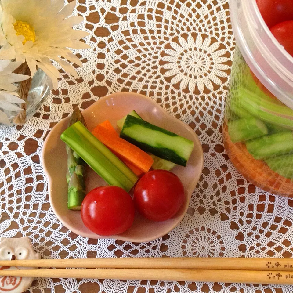 簡単美味しい💕野菜のピクルス🥕🥒🍅|りんごちゃんさん