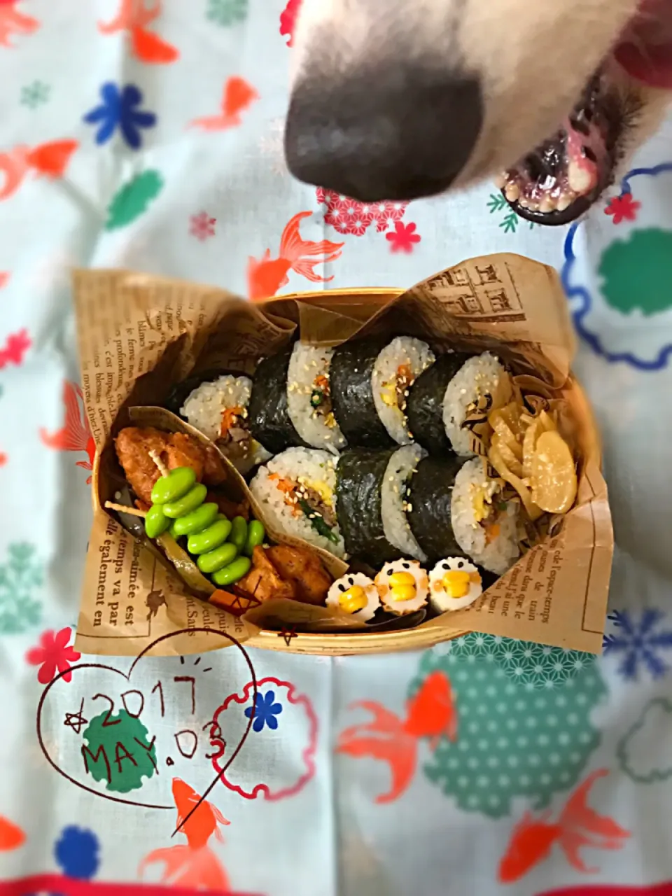 牛肉キンパ
鳥の唐揚げ
ゴボウとレンコンの金平
ちくわトリ三兄弟
枝豆|mikiさん