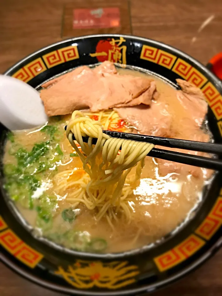 なかじま農園でいちごをたくさん食べた後に一蘭でラーメン、いただきまーす♪|ASuzukiさん