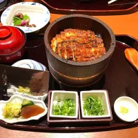 Snapdishの料理写真:まるや本店の上ひつまぶし