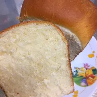 Snapdishの料理写真:自分が食べるパン🍞|みんなの家さん