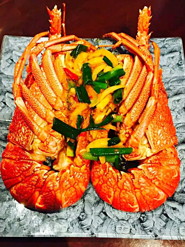 lobster with salted duck egg|CHUENCHAIさん