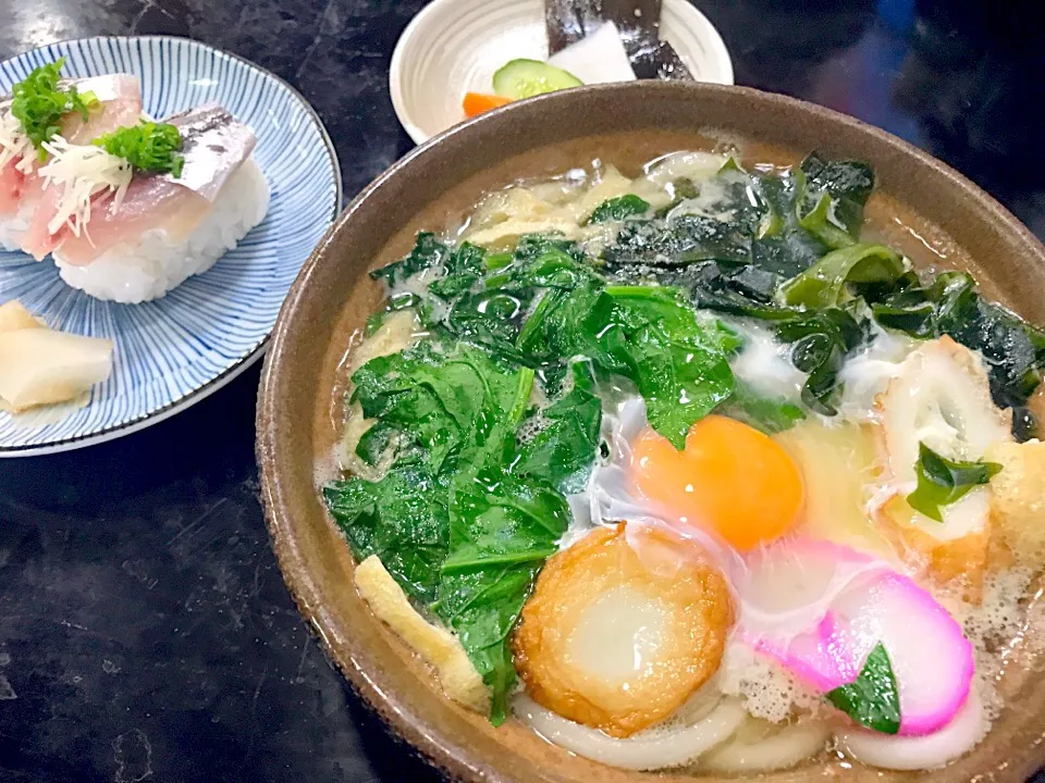 日南市 かおる屋の鍋焼きうどん&魚ずし|渡辺誠さん