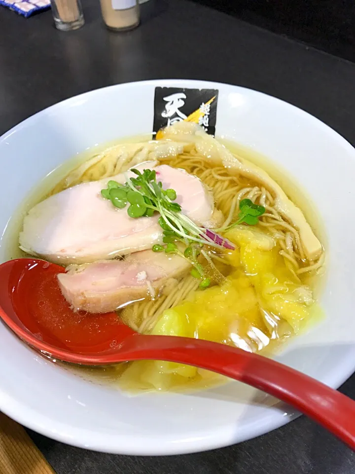 Snapdishの料理写真:天国屋・限定ラーメン温故知新|るい姉さん