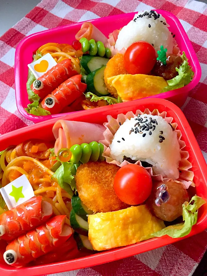 Snapdishの料理写真:四女  二男  児童館お弁当🍱
今日は  お花見のようです🌸|しげっちさん